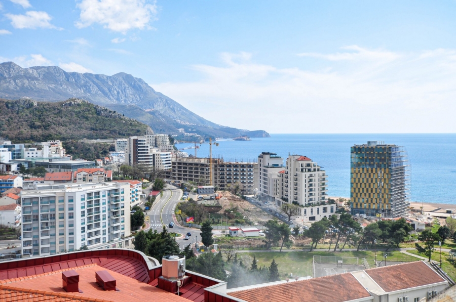 Moderan dvosoban stan sa garaznim mjestom u kompleksu Anatolia u Becicima