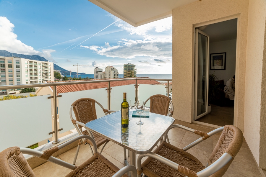 Jednosoban stan sa pogledom na more u Becicima