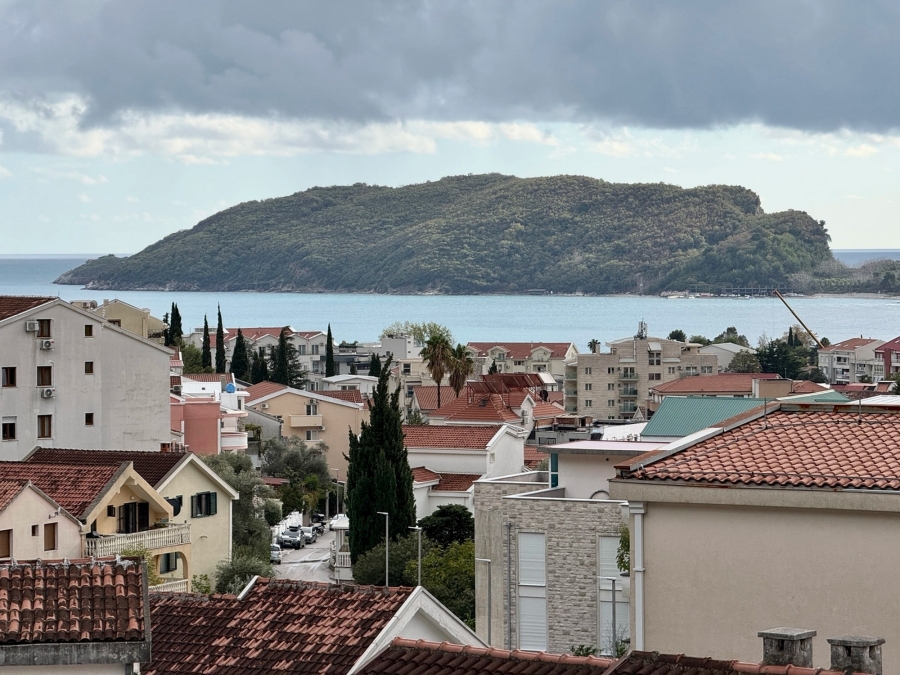Jednosoban stan u zgradi novije gradnje Podkosljun, Budva